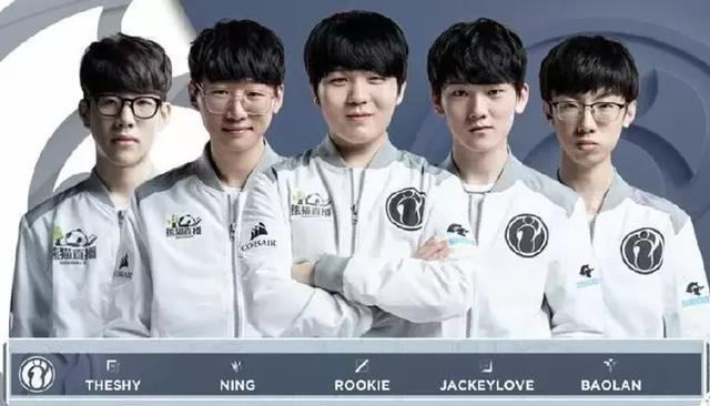 展现出更强 展现出更强